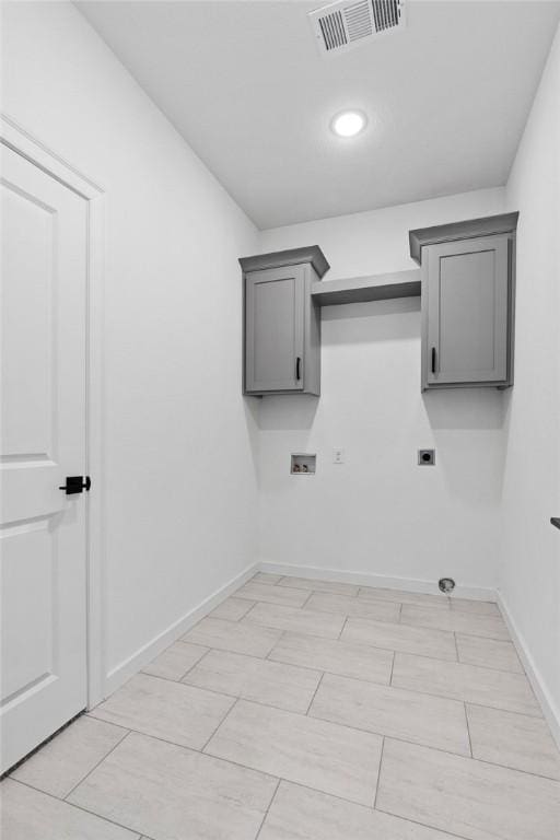 washroom with visible vents, recessed lighting, electric dryer hookup, baseboards, and hookup for a washing machine