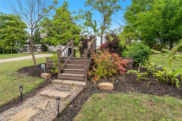 7 Croft Ledge Dr, Bentonville, AR 72712 - view of grassy yard featuring stairs
