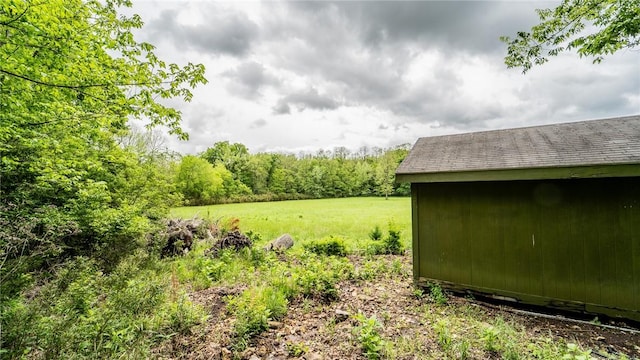 2341 N Fox Trl, Fayetteville, AR 72703 - view of yard with an outbuilding