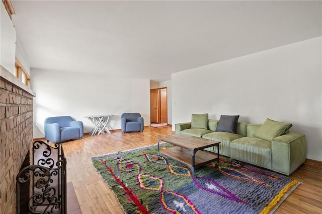5 College St, Eureka Springs, AR 72632 - living room featuring wood finished floors