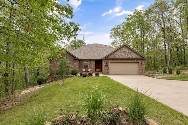 8 Eddy Ln, Bella Vista, AR 72715 - view of front of home featuring driveway, a garage, brick siding, and a front lawn