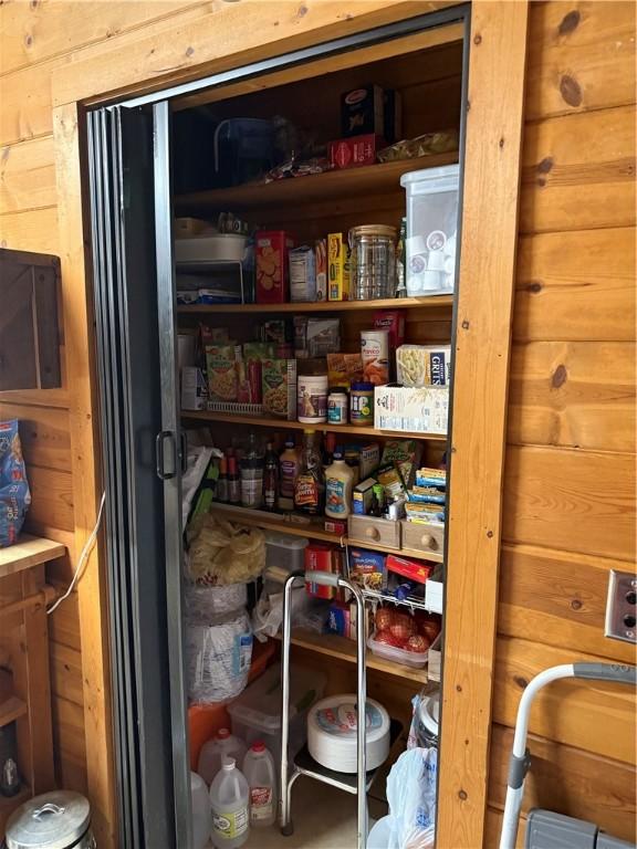 2132 County Road 246, Berryville, AR 72616 - view of pantry
