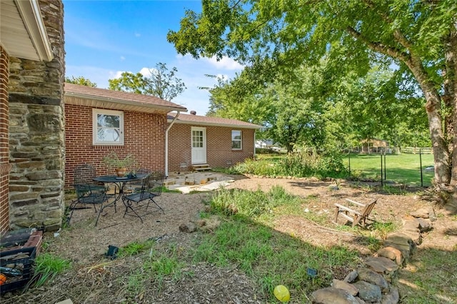 101 Carter Ln, Elkins, AR 72727 - view of yard featuring a patio