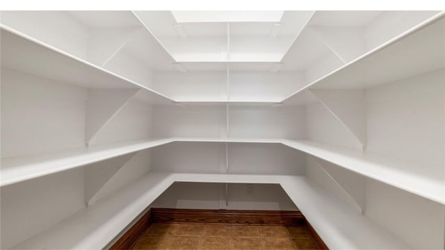 15533 Haynes Rd, Rogers, AR 72756 - view of pantry