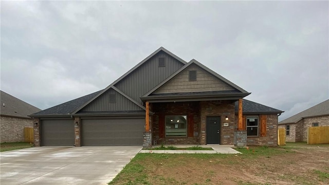 1908 Hale Ln, Pea Ridge, AR 72751 - craftsman house with an attached garage and concrete driveway
