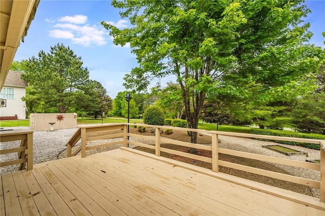 12 Luncarty Ln, Bella Vista, AR 72715 - view of wooden terrace