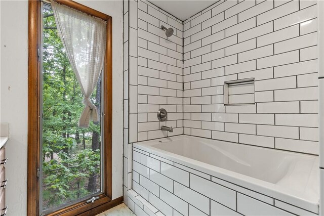 13 Rancho Vista Ln, Holiday Island, AR 72631 - bathroom with shower / bath combination