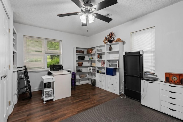 1503 Bugscuffle, Lavaca, AR 72941 - office area featuring dark wood-style flooring, a textured ceiling, ceiling fan, and baseboards
