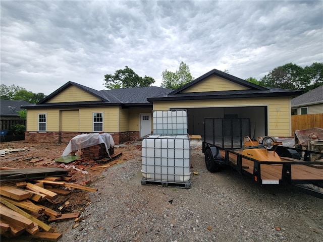 10 Roessler Ln, Bella Vista, AR 72715 - view of front of property with fence