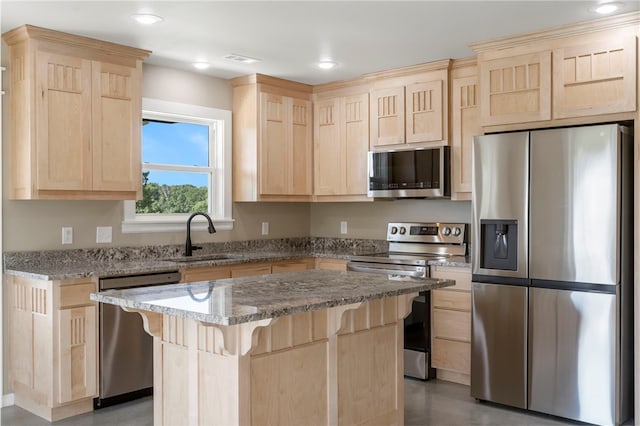 9783 Ar-59, Decatur, AR 72722 - kitchen with light brown cabinetry, appliances with stainless steel finishes, a sink, light stone countertops, and recessed lighting