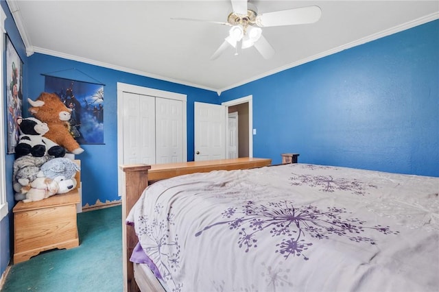 1014 Alma Ave, Mulberry, AR 72947 - carpeted bedroom featuring crown molding, a closet, a ceiling fan, and baseboards