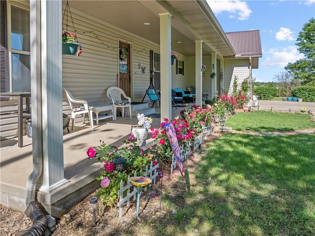 3277 Bellefonte Rd, Harrison, AR 72601 - porch with a yard