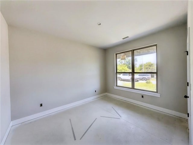 10 Olmsted Cir, Bella Vista, AR 72715 - unfurnished room featuring baseboards and concrete flooring