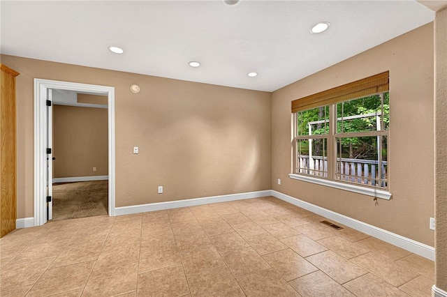 21 Sidlaw Hills Dr, Bella Vista, AR 72715 - spare room featuring baseboards, recessed lighting, and light tile patterned floors