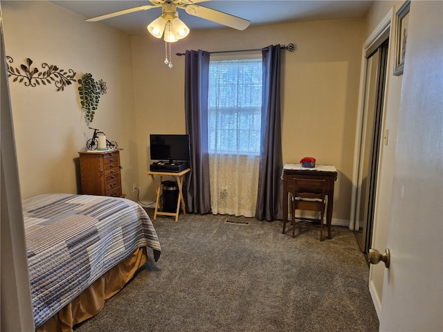 bedroom with carpet flooring and a ceiling fan