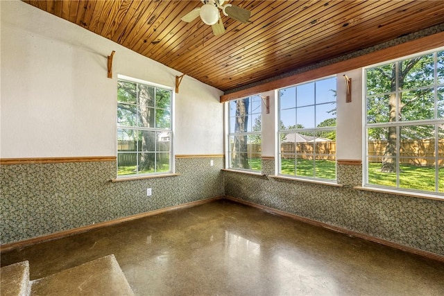 655 Bloomfield St, Gentry, AR 72734 - unfurnished sunroom with healthy amount of natural light and vaulted ceiling