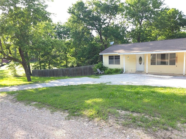 121 E Elm St, Diamond City, AR 72644 - photo 3