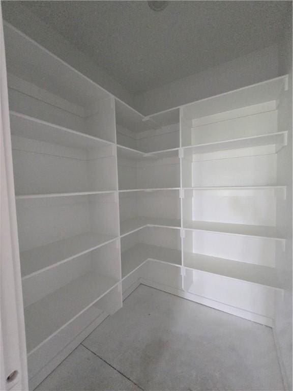 2308 Lexington St, Siloam Springs, AR 72761 - view of pantry