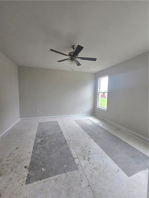 2308 Lexington St, Siloam Springs, AR 72761 - unfurnished room with baseboards and ceiling fan
