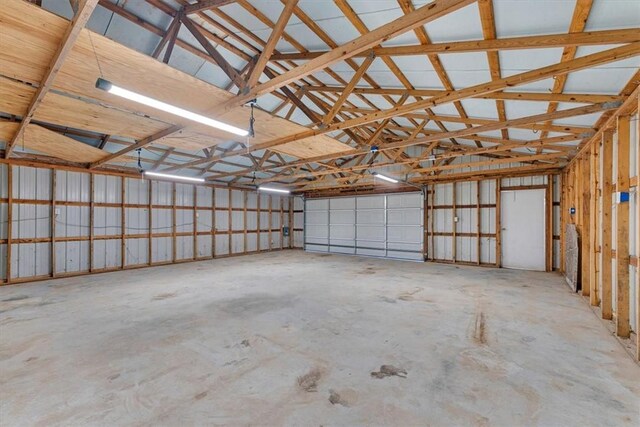 12391 Shamrock Rd, Farmington, AR 72730 - view of garage