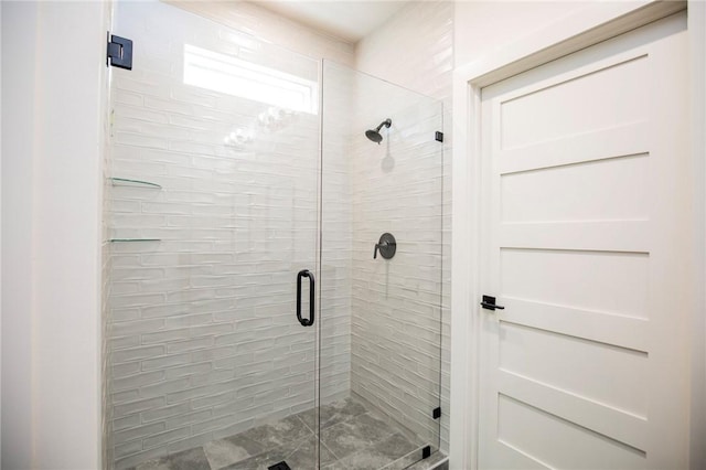 25 Lathrop Dr, Bella Vista, AR 72715 - bathroom featuring a shower stall