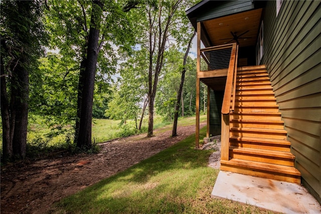 25 Lathrop Dr, Bella Vista, AR 72715 - view of yard featuring stairs