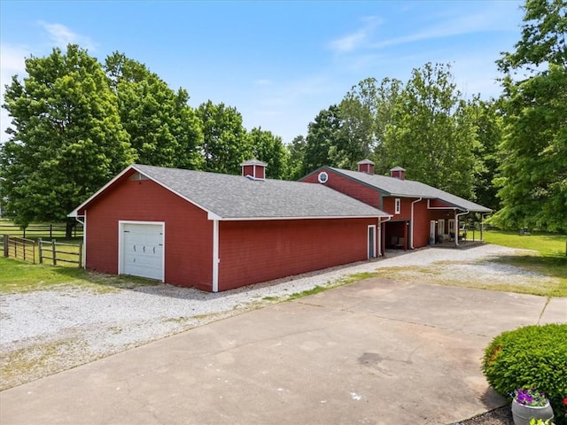 view of detached garage