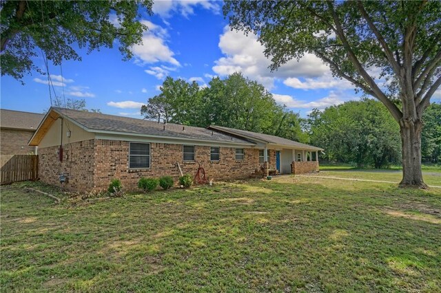 1403 E G St, Russellville, AR 72801 - photo 3
