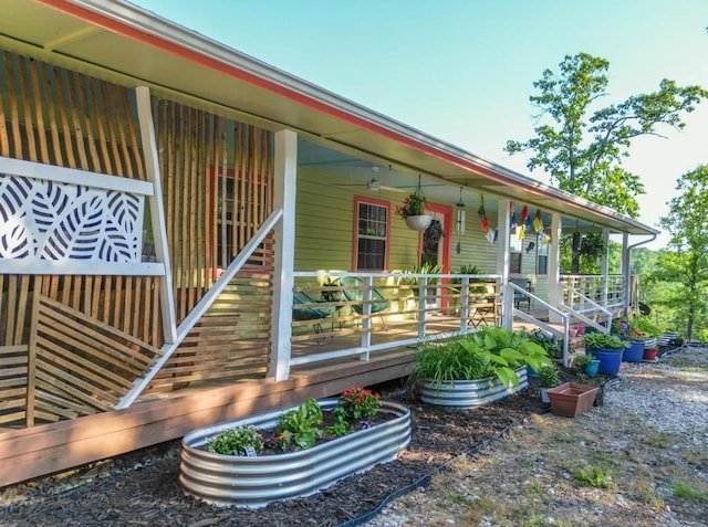 10190 Summit Dr, Rogers, AR 72758 - property entrance featuring a porch