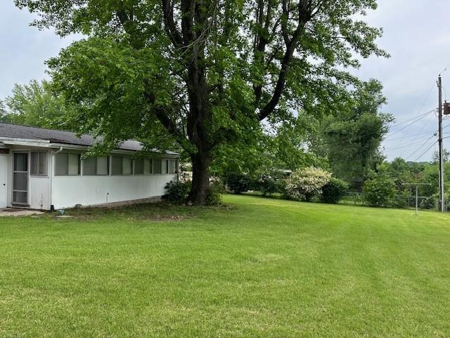 420 Natchez Trace Dr, Harrison, AR 72601 - view of green lawn