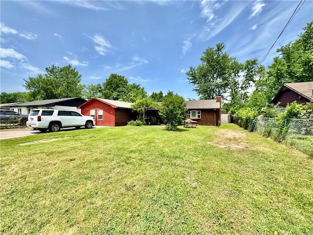 505 10th St, Bentonville, AR 72712 - view of yard with driveway