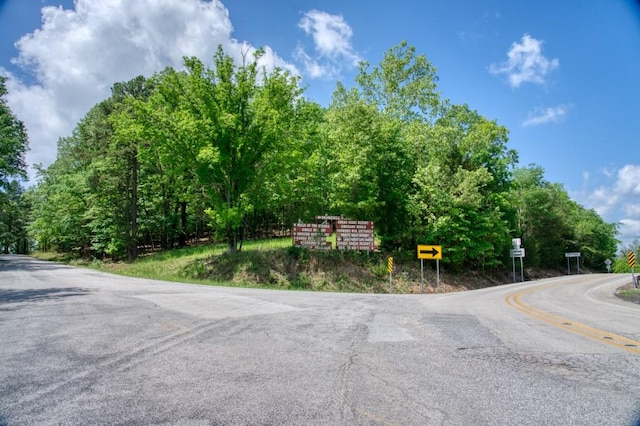 Mundell Rd, Eureka Springs, AR 72631