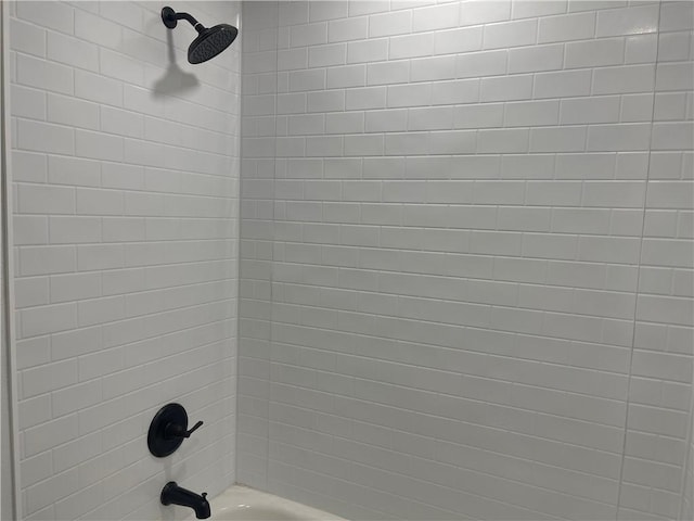 401 Walnut St, Clarksville, AR 72830 - bathroom view of bathtub / shower combination