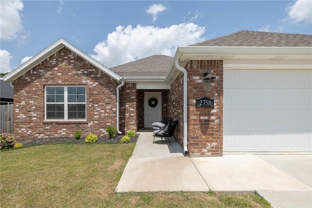 2758 Suncrest Ave, Springdale, AR 72764 - ranch-style house featuring a shingled roof, brick siding, a front yard, and a garage