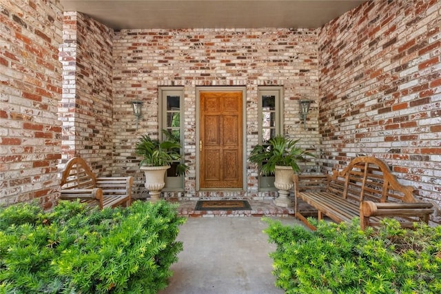 24 Dogwood Rdg, Eureka Springs, AR 72632 - view of exterior entry with brick siding