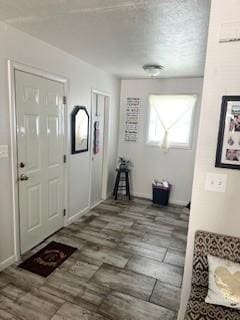 410 E Harvard St, Siloam Springs, AR 72761 - view of entryway