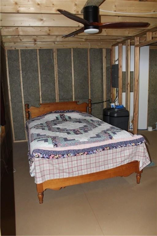 1739 Mc 6070, Flippin, AR 72634 - bedroom featuring electric panel