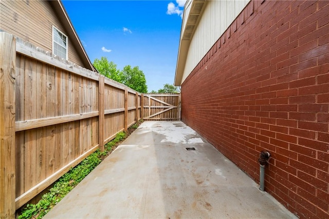 1502 Jennifer St, Springdale, AR 72762 - view of patio / terrace
