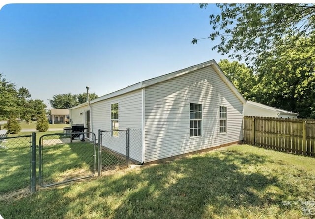 1500 Linwood Cir, Bentonville, AR 72712 - view of property exterior featuring a gate