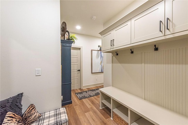 852 Round Top St, Prairie Grove, AR 72753 - mudroom featuring light wood finished floors, recessed lighting, and baseboards