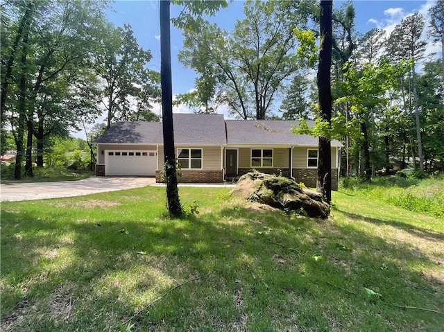 2103 Highland Ct, Dardanelle, AR 72834 - ranch-style home with a garage, driveway, a front lawn, and brick siding