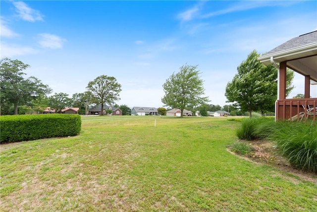 33 Holiday Island Dr, Holiday Island, AR 72631 - view of grassy yard featuring a residential view