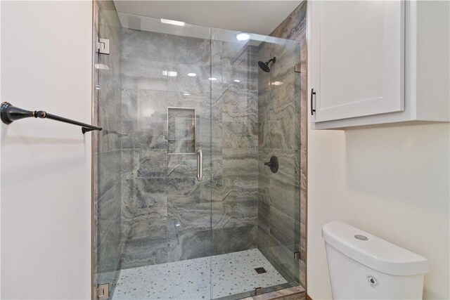 1640 N Boston Pl, Fayetteville, AR 72703 - bathroom with toilet and a shower stall