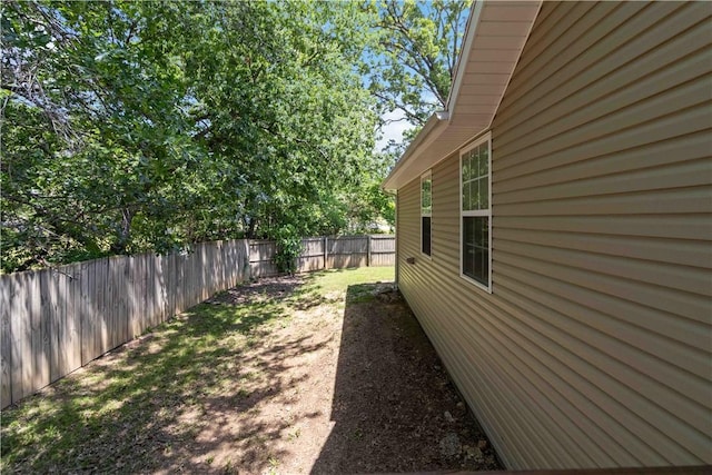 603 Highland Ct, Siloam Springs, AR 72761 - view of fenced backyard