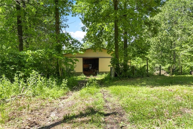 5287 Forgeson Rd, Harrison, AR 72601 - view of yard with an outbuilding and an outdoor structure