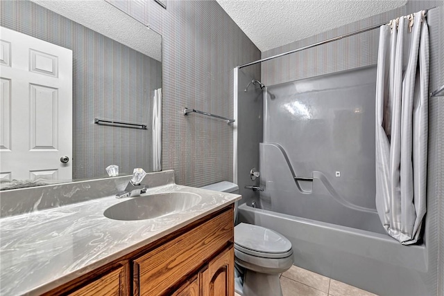 22 Marina Cir, Bella Vista, AR 72715 - full bath with toilet, a textured ceiling, tile patterned flooring, shower / bath combo, and vanity