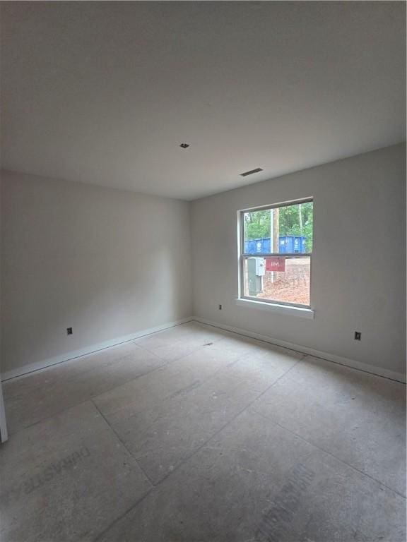 7 Julletta Cir, Bella Vista, AR 72715 - spare room with baseboards