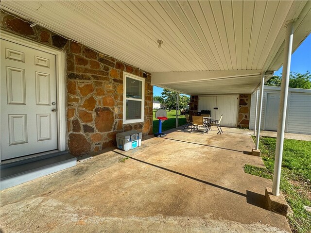 1105 Gibson St, Ozark, AR 72949 - view of patio / terrace