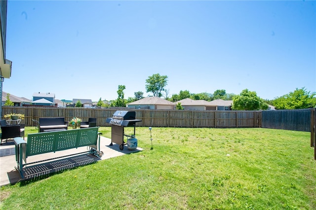 5003 W Claxton Cir, Fayetteville, AR 72704 - view of yard featuring a patio area