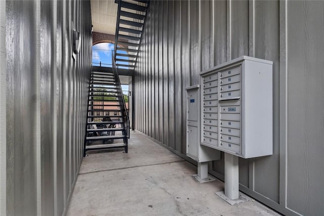 1115 N Leverett Ave Unit 102, Fayetteville, AR 72703 - view of community with mail area and stairs
